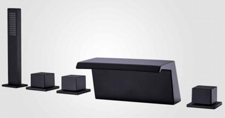 Grifería diseño cascada Canada negra.